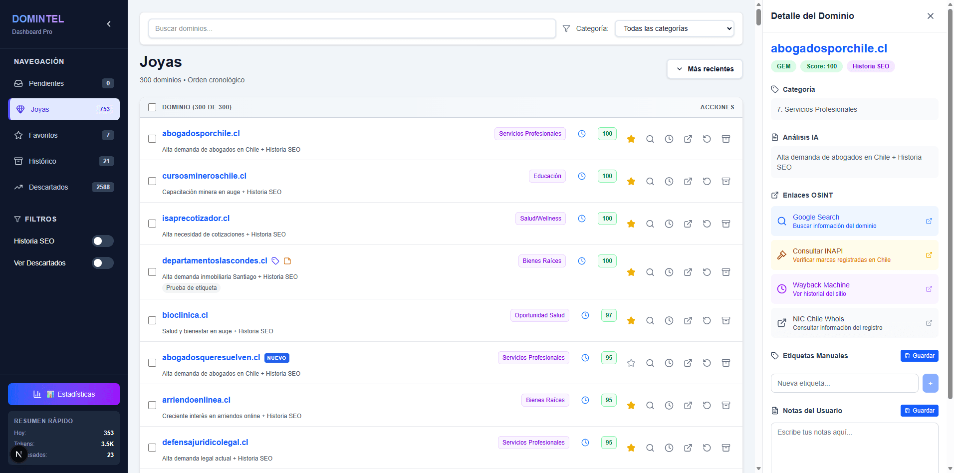 Domintel — Plataforma de Inteligencia de Dominios con IA Interface